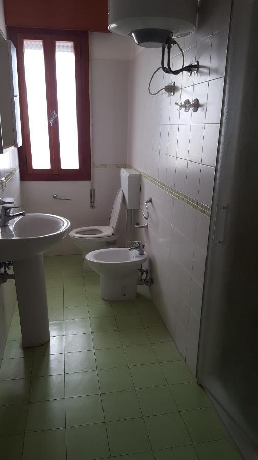 Residence Gallo - Walterigato Apartments Per Solo Famiglie Лидо-ди-Езоло Экстерьер фото